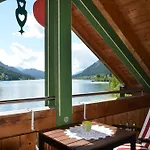 Der Ronacherfels Weissensee